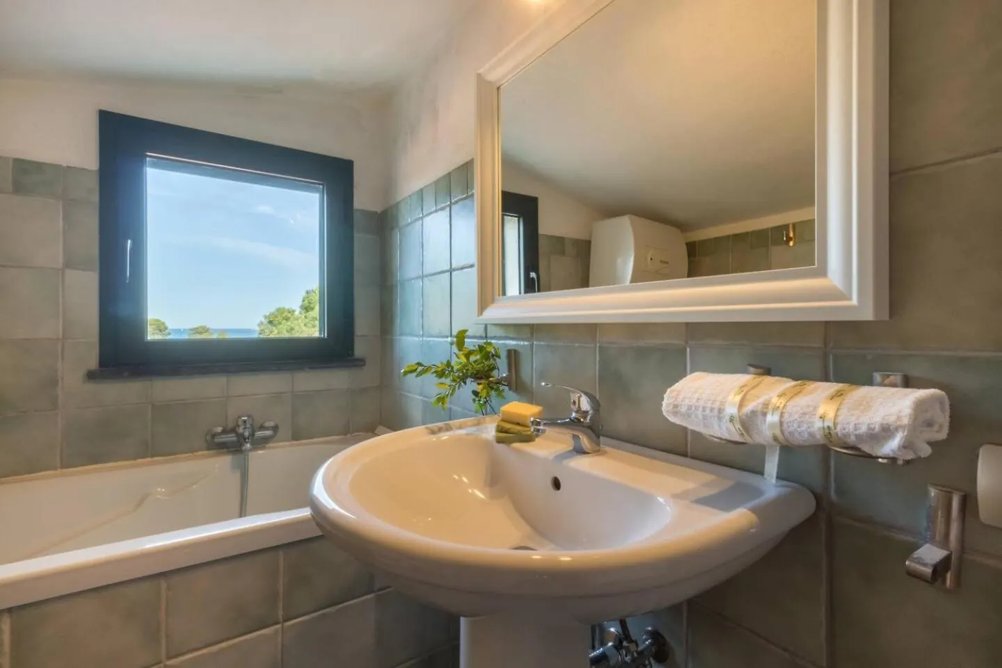 סאן תאודורו Villa Con Accesso Privato Alla Spiaggia Di Cala Brandinchi סאן תאודורו